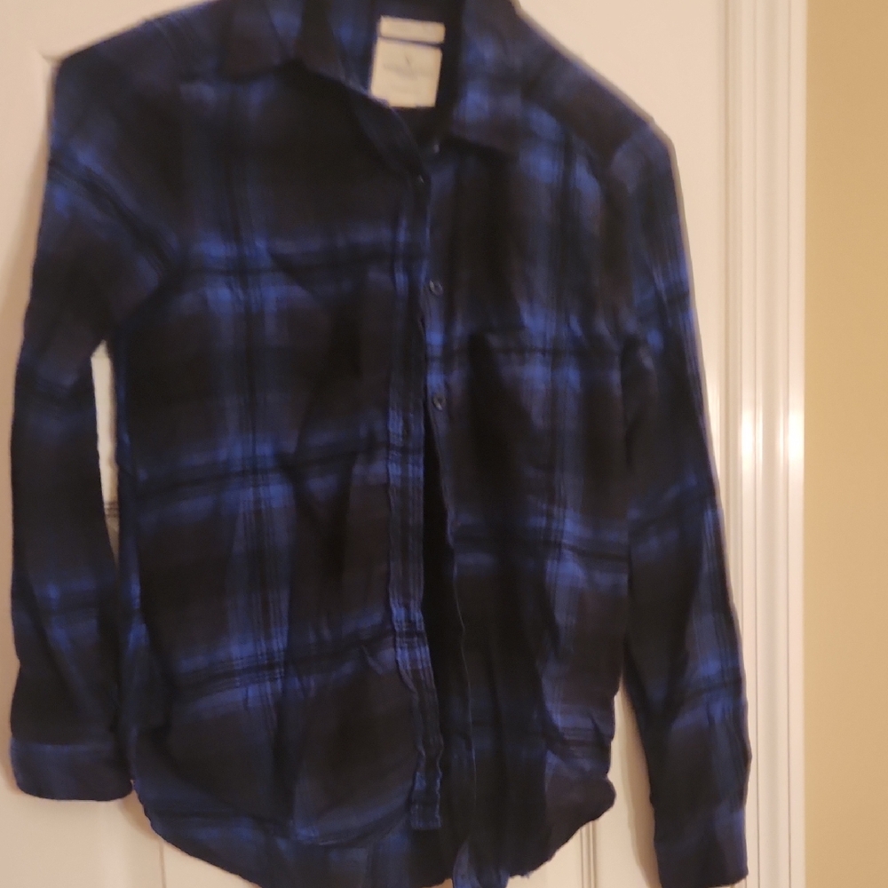 American Eagle Outfitters Blue and Black Plaid Blouse